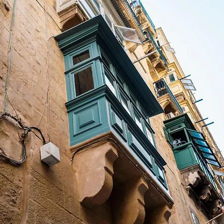 Stylish Old Town Hideaway Βαλέτα